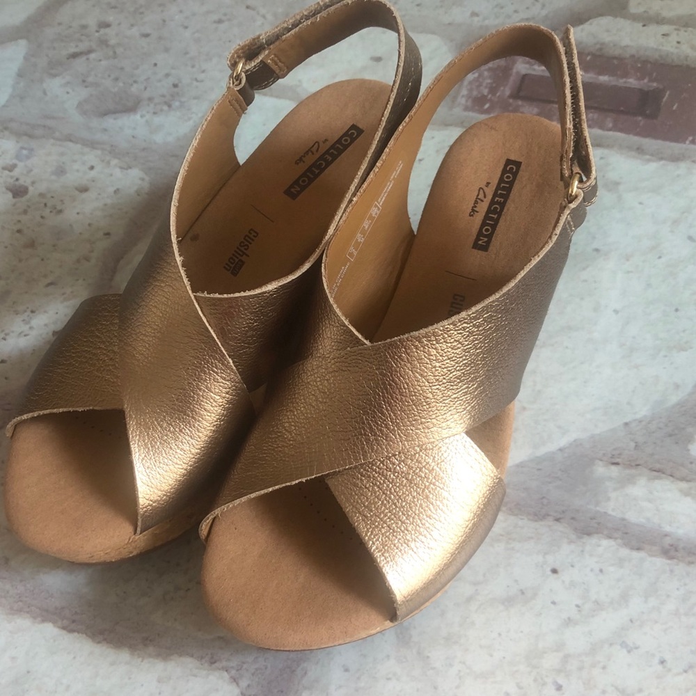 Clarks Annandale Eirwyn Gold Medal Sandals sz 5.5 - Picture 2 of 7